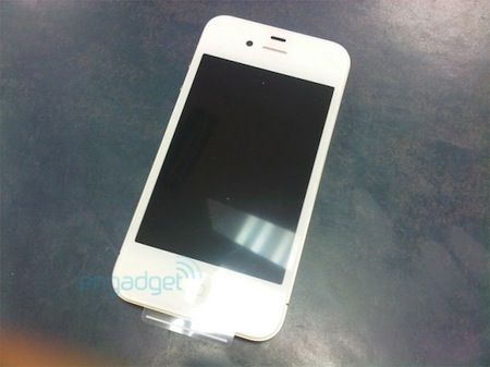 El iPhone 4 blanco aparece con Vodafone en el Reino Unido