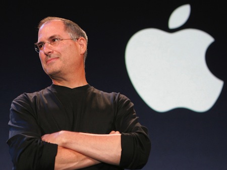 Steve Jobs deja su puesto como CEO de Apple pero seguirá vinculado a la compañía