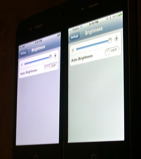 Algunos usuarios dicen tener pantallas amarillentas en el iPhone 4S