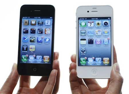Los usuarios de iPhone 4S consumen casi el doble de datos que los de iPhone 4