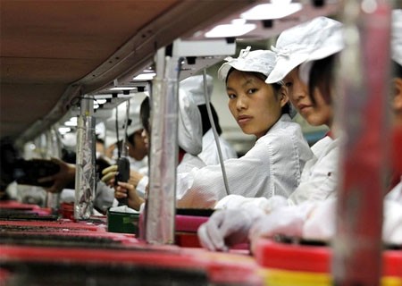 Foxconn estaría contratando 20000 nuevos trabajadores para fabricar el iPhone 5