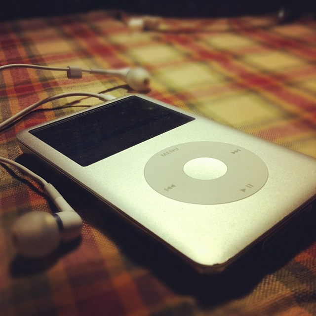 Solución a las pausas repentinas en el iPod Classic
