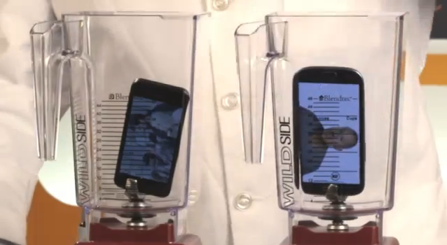 Will It Blend? - iPhone 5 vs Galaxy S3