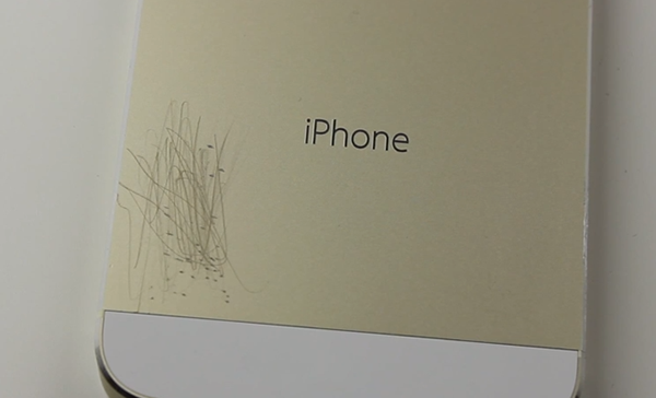 iPhone 5S Champagne - Vídeo Test de Resistencia - Cuchillo