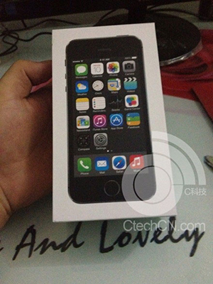 iPhone 5S Caja - 2