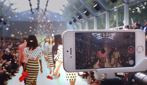 On the Runaway -  Vídeo Burberry iPhone 5s