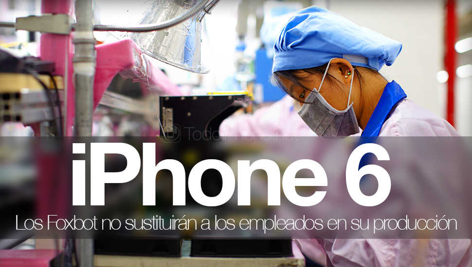 Robot Foxconn yang akan membuat iPhone 6 adalah untuk membantu karyawan 1